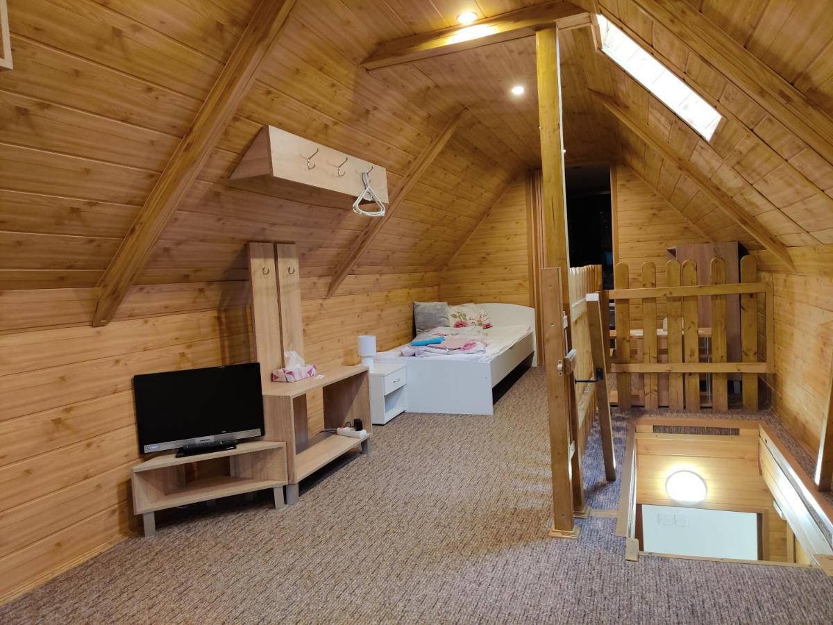 Ferienwohnung Mezna 85 Hřensko Exterior foto