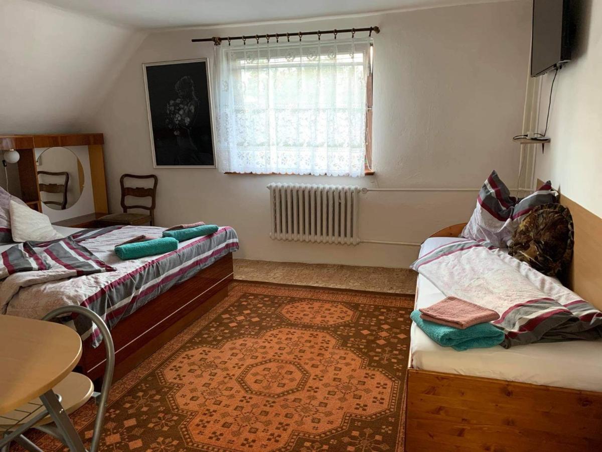 Ferienwohnung Mezna 85 Hřensko Exterior foto